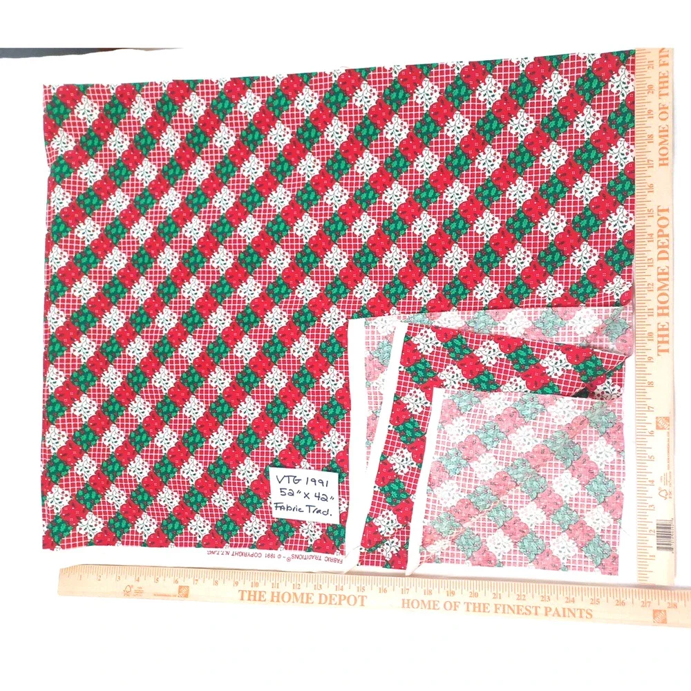VTG Fabric Trad. Holly Red Green Holiday Sewing Craft Fabric 1 Pc 52